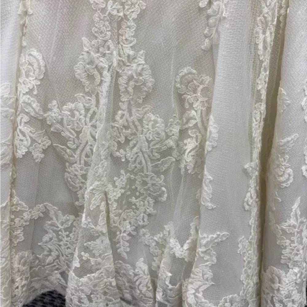 Ivory Lace Couture Dress - Picture 7 of 10